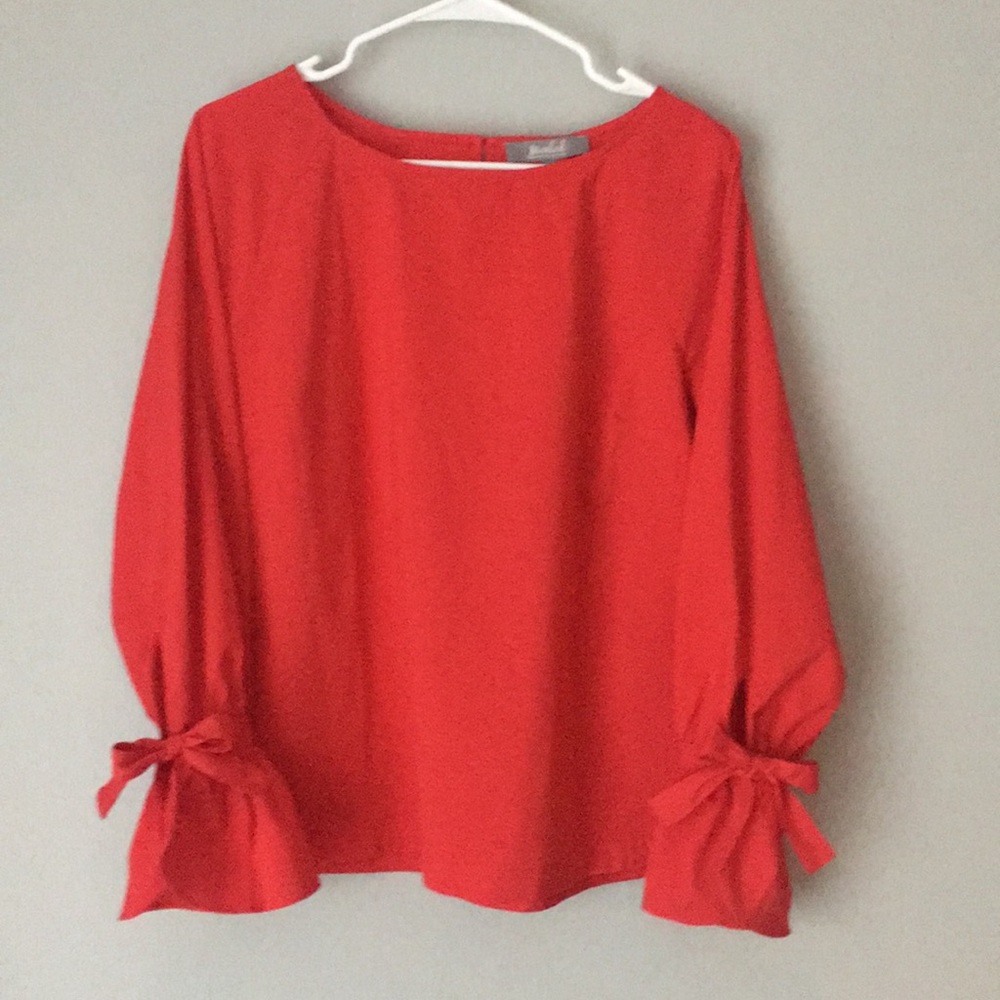 💙2/$15 Red bow blouse